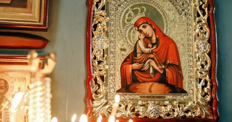 Ikony prawosławne: reprezentacje dzieł Chrystusa na ziemi