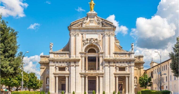 10 najsłynniejszych sanktuariów maryjnych we Włoszech