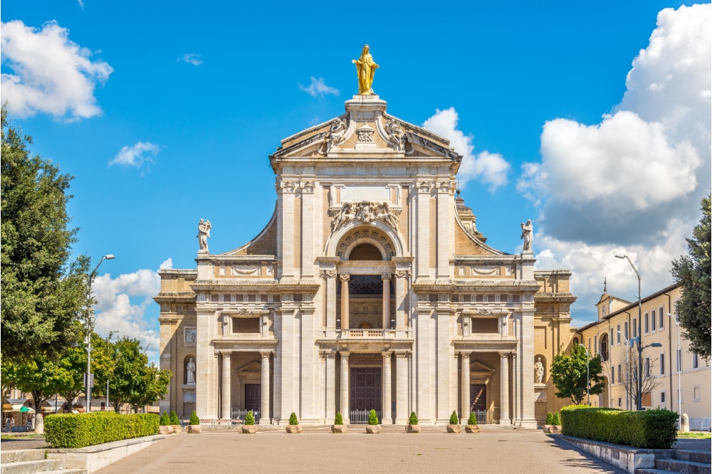 10 najsłynniejszych sanktuariów maryjnych we Włoszech