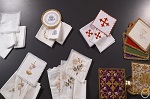 https://www.holyart.pl/blog/liturgia/nabozenstwa-mszalne-od-kielicha-po-korporal-obejmuja-wszystkie-elementy-liturgii/